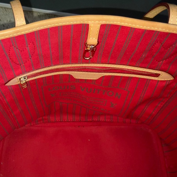 Louis Vuitton Neverfull Monogram Tote/Purse - Picture 2 of 4